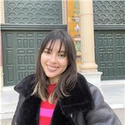 English tutor ready to practice your skills